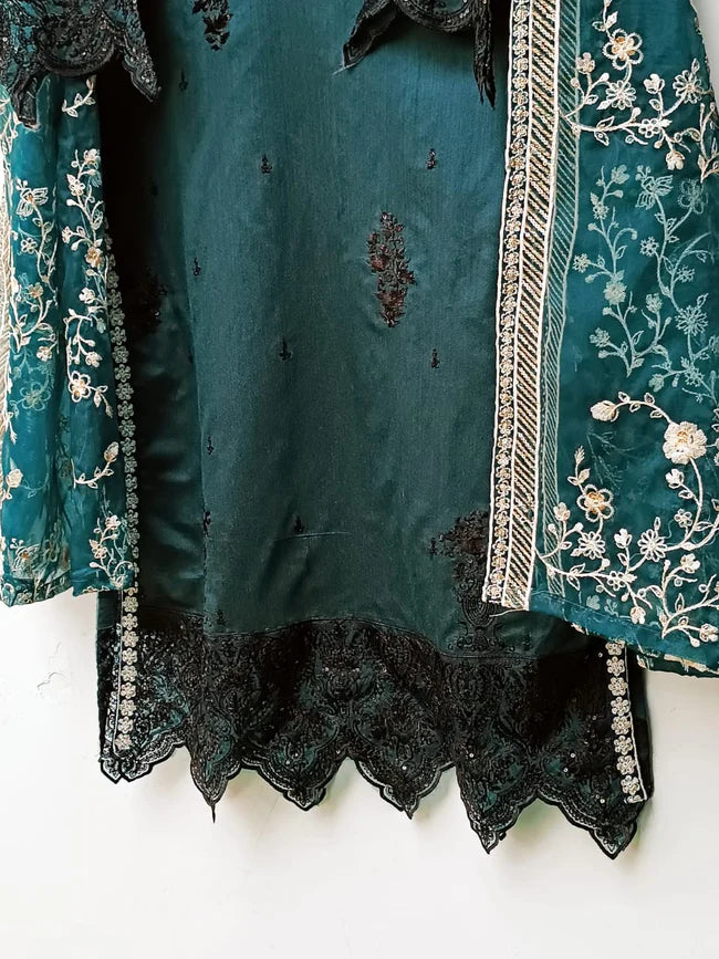 Deep Emerald Whisper