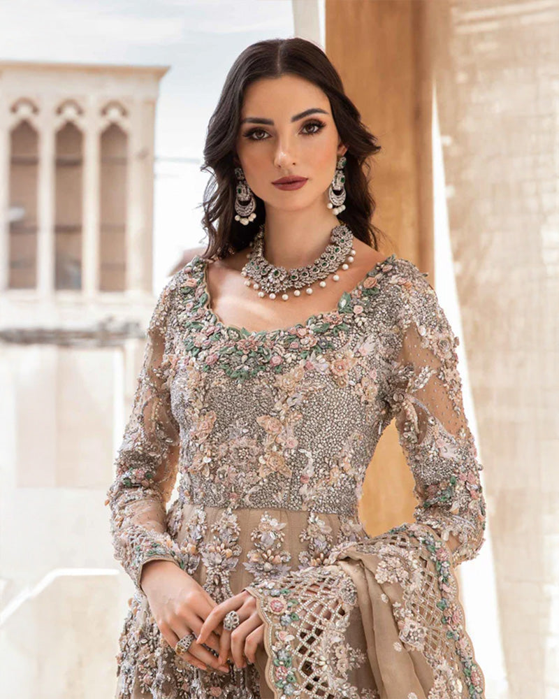 Golden Bridal Majesty