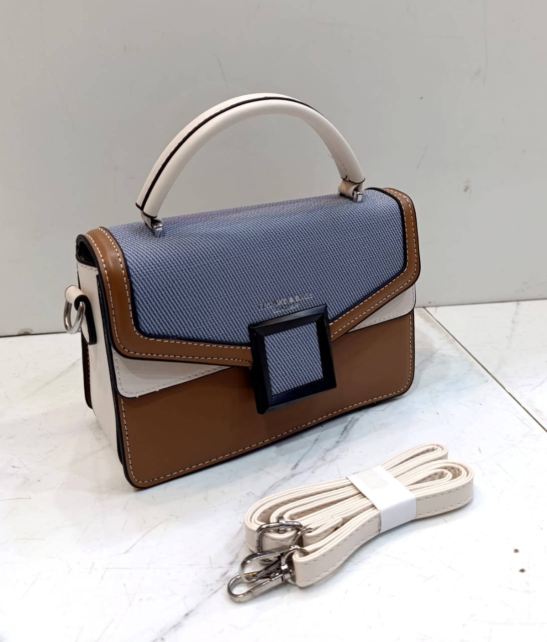 Everyday Chic CrossBody