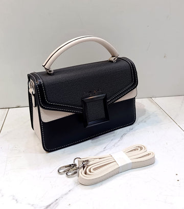Everyday Chic CrossBody
