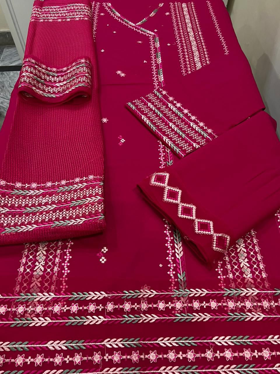 Zaib Noor Elegance - Unstitched 3PC