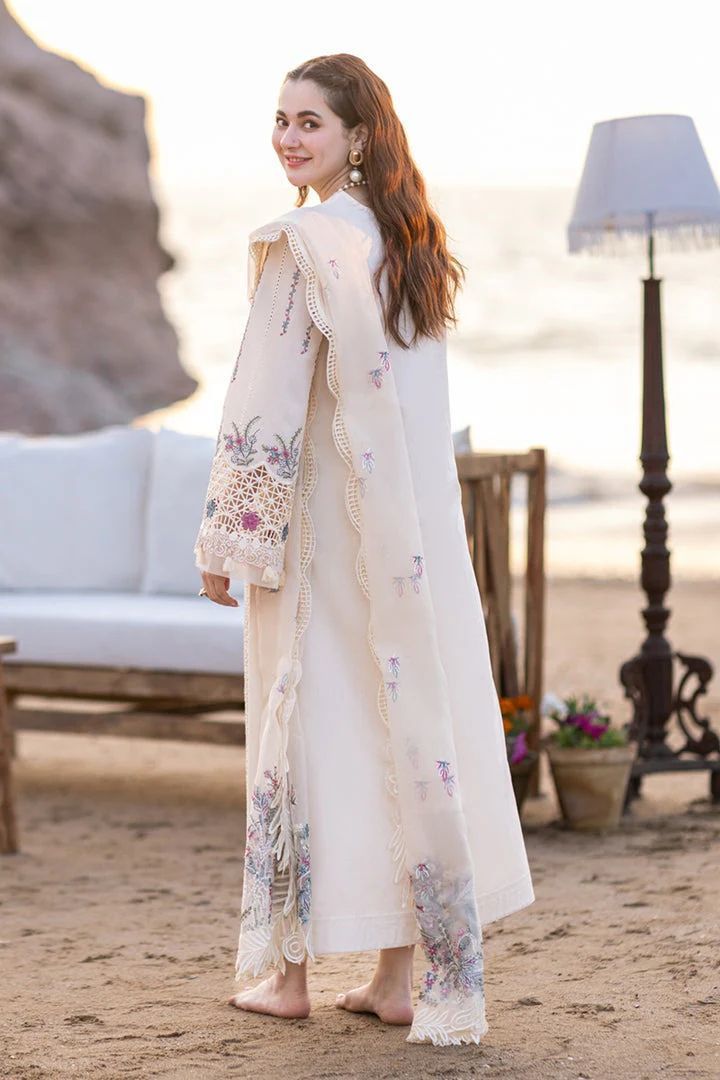 Noor-e-Chikankari Luxe